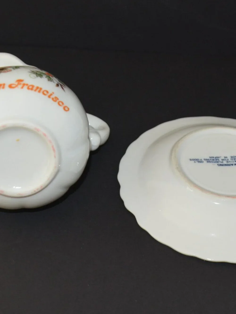 Brand Unknown souvenir item